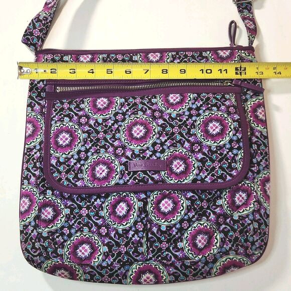 Vera Bradley Zip Hipster Crossbody Bag Lilac Medallion Purple Floral Lightweight - Picture 6 of 16